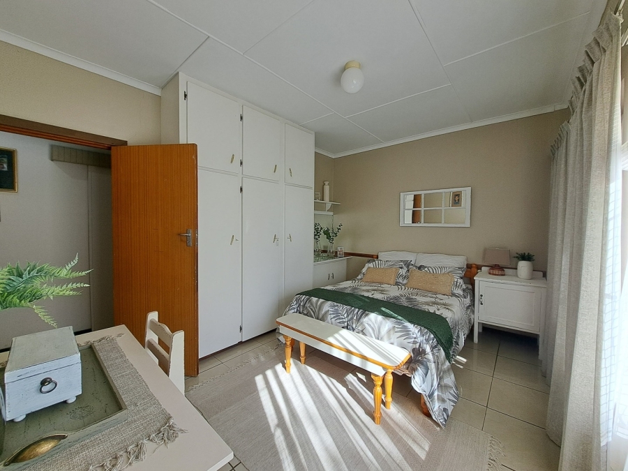 3 Bedroom Property for Sale in Summerpride Eastern Cape